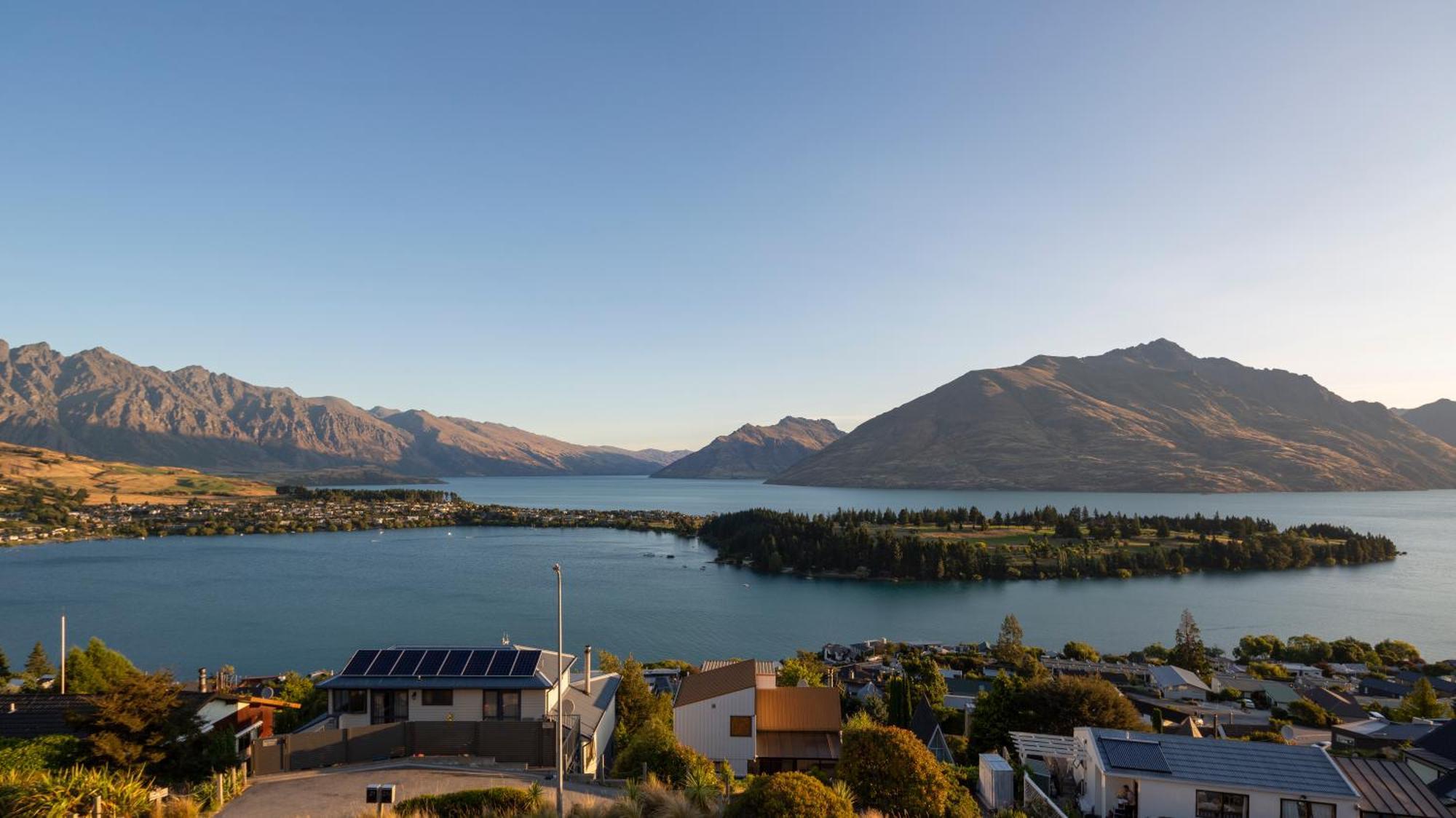 Matterhorn Lodge By Sotheby'S Luxury Rental Homes Queenstown Exterior foto